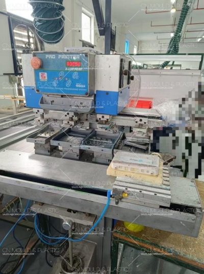 Pad_Printing_of_Injection_Molded_Parts_01.jpg