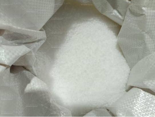 Polyethylene_granular_material.jpg
